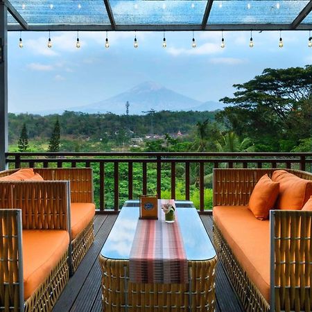 Puri Asri Hotel & Resort Магеланг Экстерьер фото