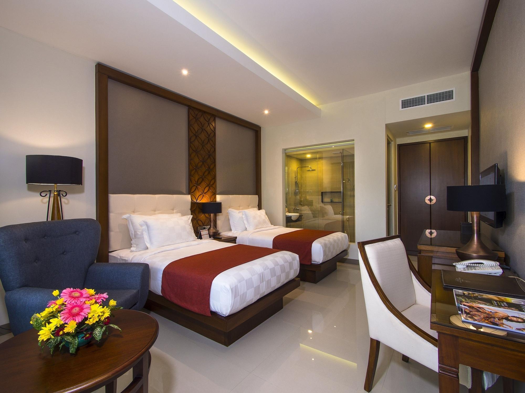 Puri Asri Hotel & Resort Магеланг Экстерьер фото