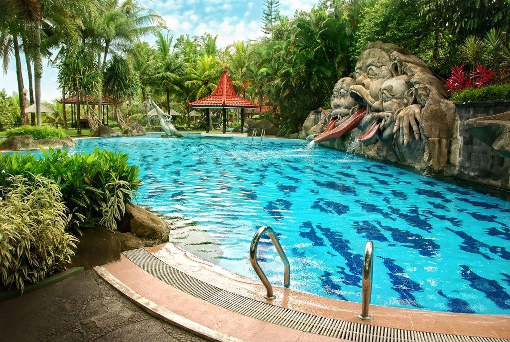 Puri Asri Hotel & Resort Магеланг Экстерьер фото