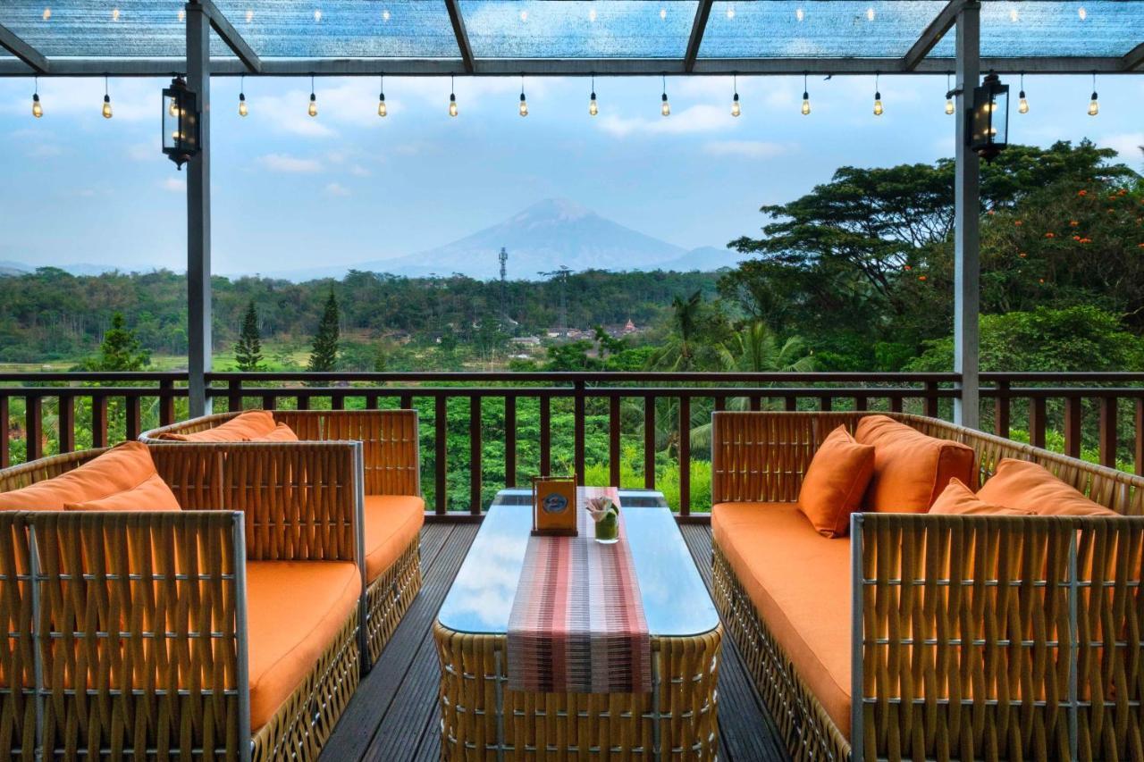 Puri Asri Hotel & Resort Магеланг Экстерьер фото